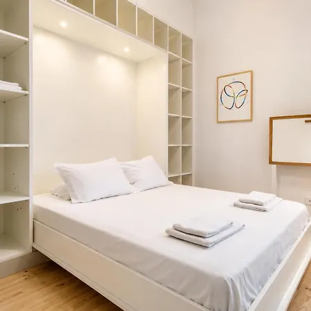 3 Bedroom Downtown Wonderwall By Lovelystay-3